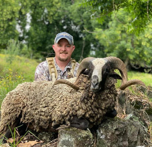 Hunting in Hawaii looks G O O D!