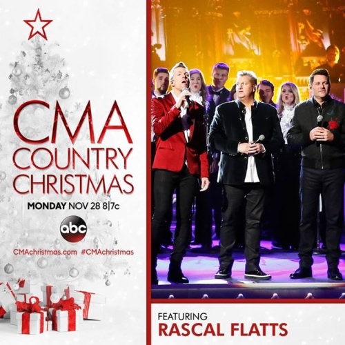 Tonight! Enjoy the magic of the holidays on #CMAchristmas hosted by Jennifer Nettles at 8/7c on ABC. See performances by Brad Paisley, Brett Eldredge, Idina Menzel, Kacey Musgraves, Loretta Lynn, Kelsea Ballerini, Trisha Yearwood, and many more!