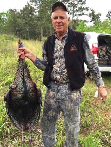 How would you like to spend your 80th birthday? Bravo to Joe Hughes for bagging a bird in Florida on his 80th! Send your photos to myadventures@finandfield.com. #HappyBdayJoe #Hunting #DreamBig2016  #Florida #FinandField