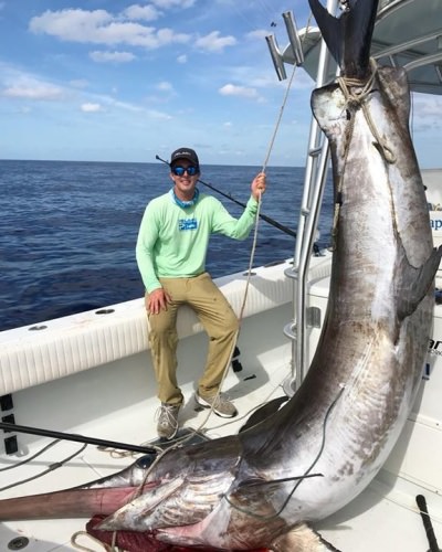 600# Swordfish for Capt. Nick Stanczyk & Patrick!
#Bravo | #SeaMonster | #Fishing | #CaptNick | #FinandField