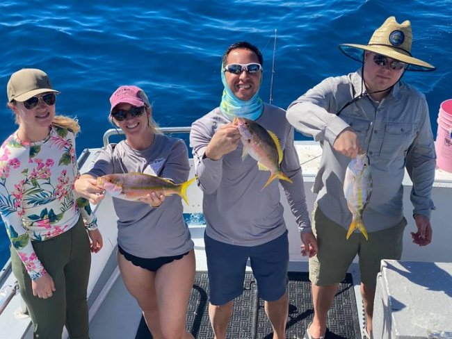 Snappers anyone?!
Good fishing with Capt. Johnny O on the That's Right down in the Keys.
#Fishing #FL #Snappers #ThatsRight