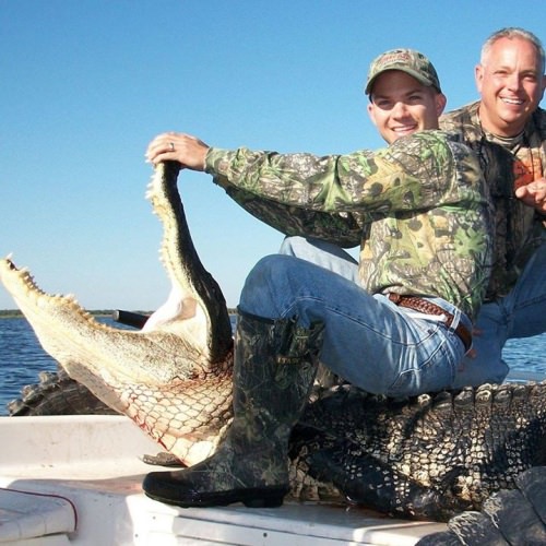 10% off Get Bit Outdoors monster gator hunt! 2 public land tags have become available due to a last minute cancellation call Kevin at 855-977-6502!

#Gator | #Hunting | #Florida | #Sale | #FinandField