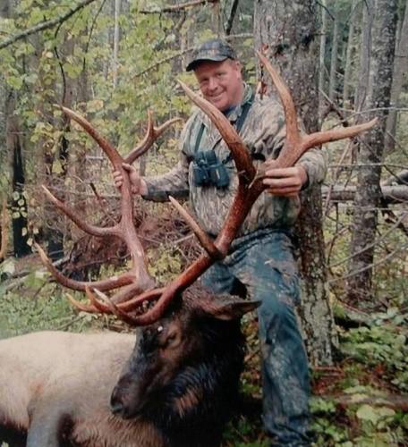Any sportsman looking for an Idaho hunting adventure? Spring bear, Fall Elk & Deer, or Winter Mountain? Check out York Outfitters at Fin & Field - http://bit.ly/1RrEQbB or give them a call 855-613-3181. #YorkOutfitters #Idaho #Bear #Elk #Deer #MountainLion #Idaho #FinandField