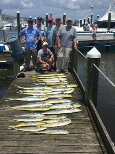 6/10 The weatherman was wrong again 
Little bumpy today 
Still got 28 Mahi by 9:30