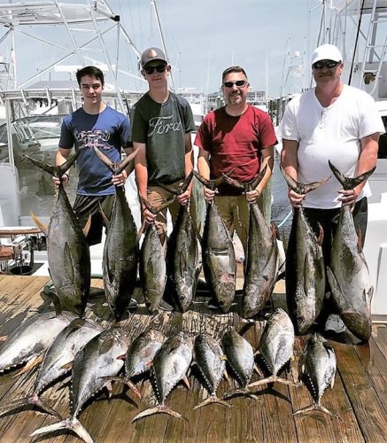 Capt. Joe with Rhonda Osprey put these anglers on the fish.
Book your #OCMD fishing charters at #FinandField.