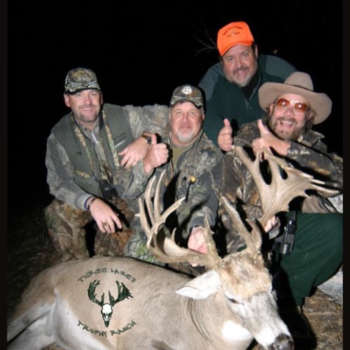 Three Lakes Trophy Ranch LLC, Wisconsin show Hank Jr. after successful hunt. #Wisconsin #Trophy #FinandField