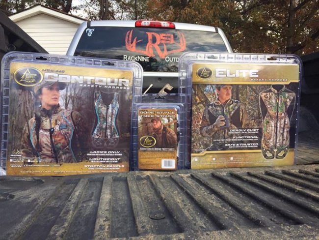 Show you loved ones that you want them around and give the gift that keeps on giving Hunter Safety System vest!! #racknine #huntersafetysystem #godscountrytv