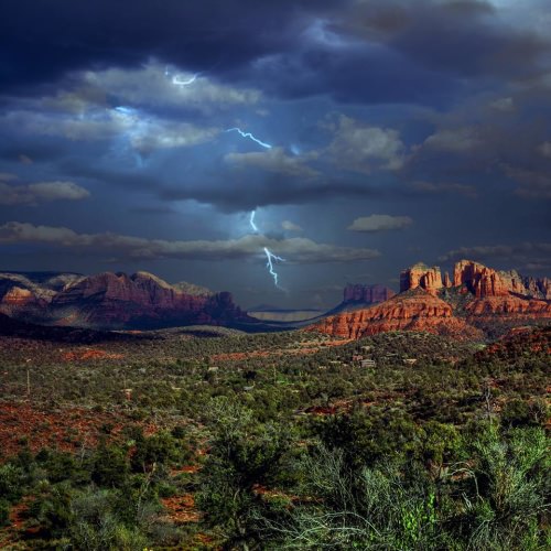 Would not want to be caught #hunting or #fishing when this blew in! #Wow #FinandField.