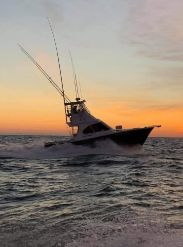 Foolish Pleasures Big Game Fishing has some openings in the Outer Banks.  $1750 per day plus tip for mate. They are there until the end of May. #fishing #finandfield #obx