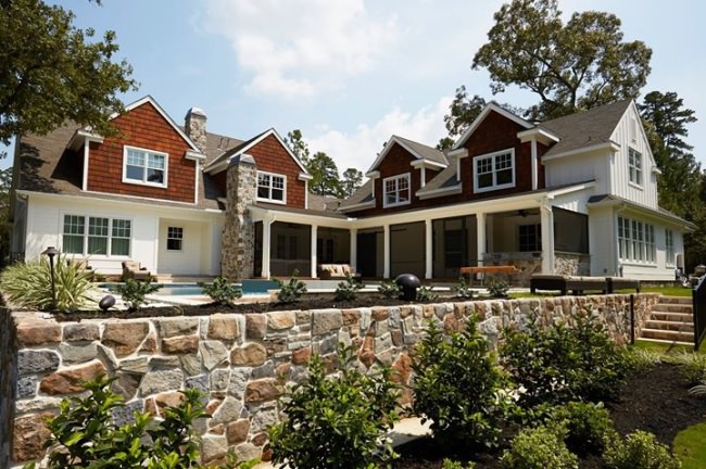 There's only a few days left to tour the showcase home at Bluejack National. Contact them to visit. Luckily there is still time to enter the Fin & Field Golf and Fishing Vacation Giveaway (http://bit.ly/2ybIazJ)! Entering is free and easy and you could win:

-Up to 4 people and 4 nights in a Bluejack National Cottage
-2 rounds of golf per person
-Unlimited Bass Fishing
-Fly Tying Class & Casting Clinic
-Guided fishing on Lake Conroe
-$1,500 Travel & Food Credit

http://bit.ly/2ybIazJ

#BluejackMondays