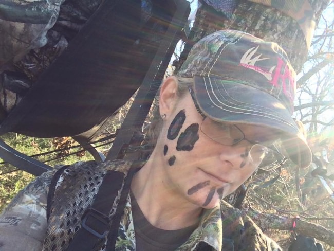 Natural Camo Roll On Face Paint
Life is too short to just use plain old boring face paint. Get creative using paint from Natural Camo Roll on Facepaint and set yourself apart from the others.