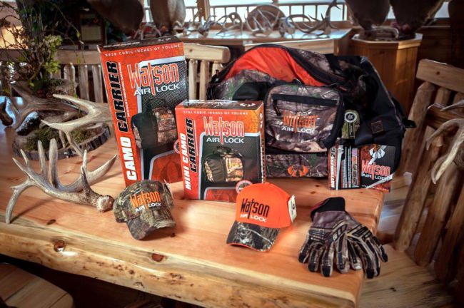 Watson Airlock
Whether you need a small bag or a large bag, simple or full of compartments and looks awesome in the field or on a plane. Watson Airlock has a bag made just for you.