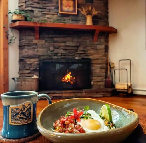 Monday's at Gallatin River Lodge look inviting! Book a trip and make your own memories. #Adventure #GallatinRiver #FinandField