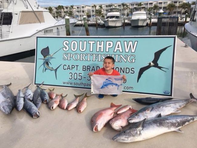 Southpaw Fishing Key West (http://bit.ly/2nk7DSB) reports that the fishing is good.