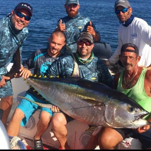 Louisiana Tuna Charters bagged this 151lb yellowfin tuna on July 4th with a great group of guys. Time to check their pricing, availability, and book a charter out of Venice Louisiana. 

http://bit.ly/2v4ngRB

Papa's Pilar | #PapaWouldBeProud | #AdventureSeries | #Endorsed | #PapaHemingway | #Tuna | #Wahoo | #Mahi