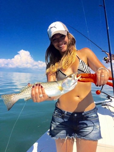Fishing in the Sunshine State is heating up. Book your fishing adventure with one of our great partners at www.finanfield.com. #Fishing #Florida #FinandField