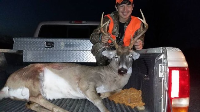 Jason Bradley Britt tagged out on Thanksgiving evening hunt.