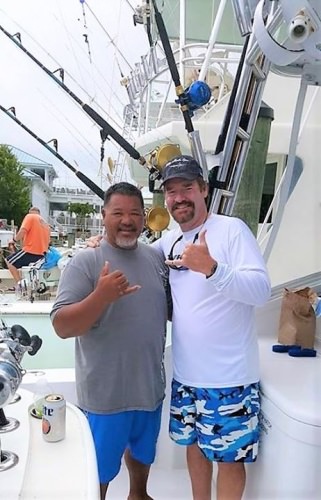 Baseball HOFer Wade Boggs and Bomboy Llanes 2015 White Marlin Open lay day friendship leads to Wade completing his Super Slam with a Hawaiian spearfish in Kona 4 years later! Bomboy came to the 2015 #WMO to fish with Captain Jon Yost on the GameOn Sportfishing. A damp mid week lay day led to Wade hanging on the Game On at the OCFC. 4 years later they hooked up in Kona on Bomboy's Toy for a few days of #beasthunting. We were lucky enough to meet both of these great guys too.   #WhiteMarlinOpen #OC #MD to #Kona #HI #Fishing #Friendships #Bomboy #WadeBoggs #FinandField #SuperSlam #HOF #TheGoodStuff