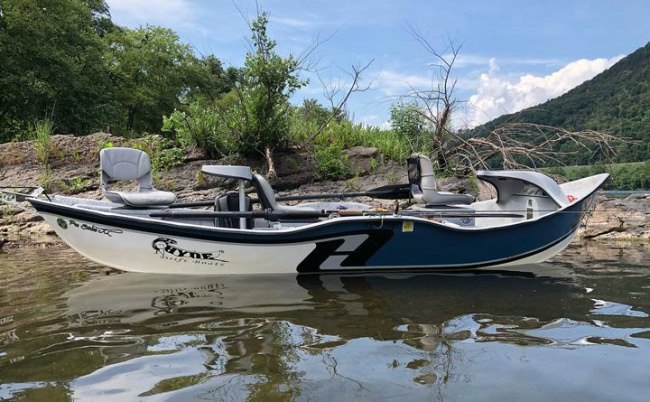 Summer time and the living easy. #susqguide #keystonesmallies #popperfishing @sageflyfish @rioproducts @hydedriftboats