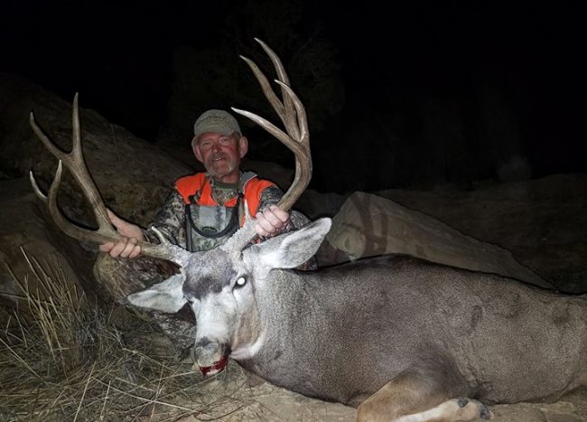 Another good Book Cliffs buck.