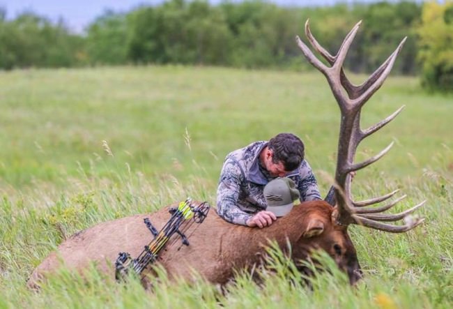Caption this! #Hunting #BookAHunt #Adventure #FinandField