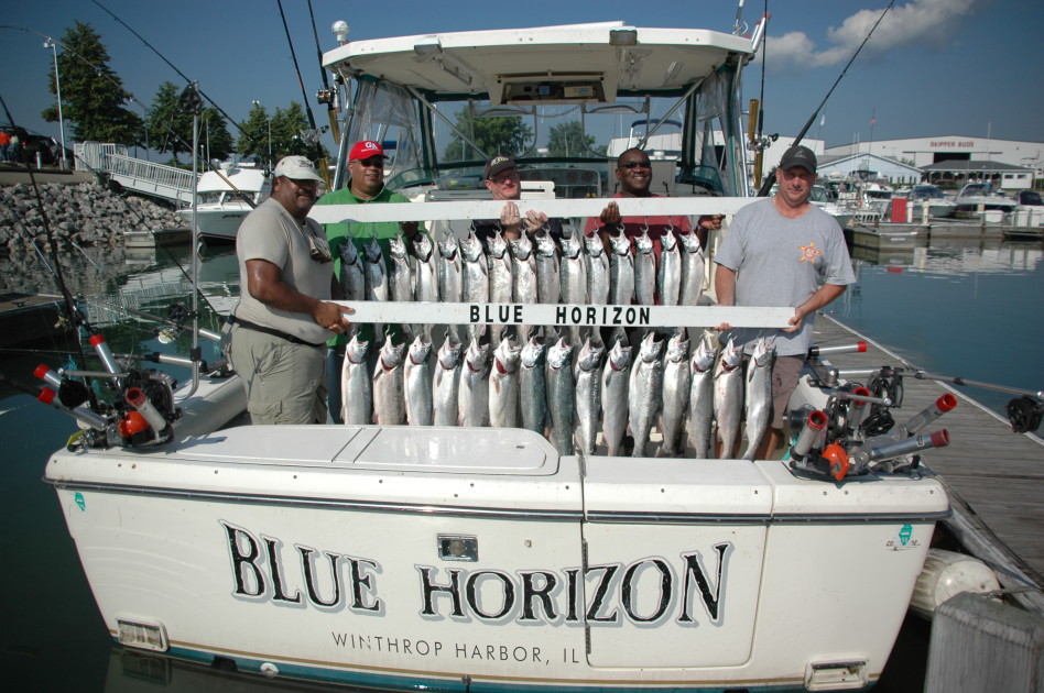 Fish with Blue Horizon Sport Fishing Fin & Field