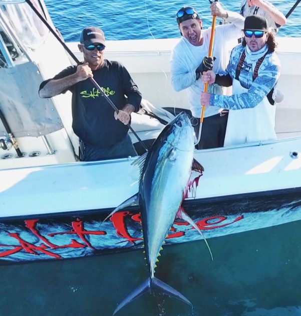 Fish with Louisiana Tuna Charters Fin & Field