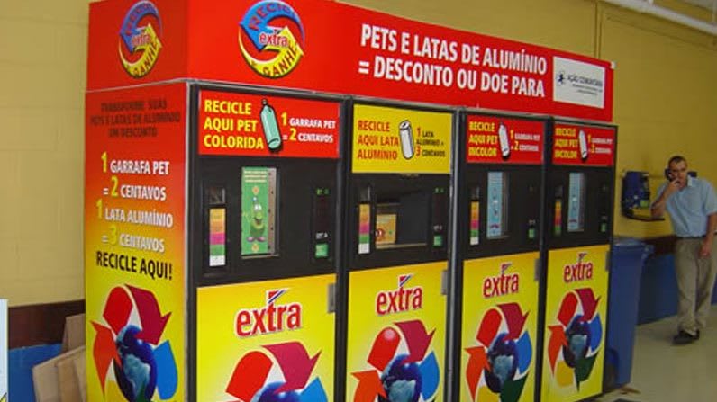 Estações de Reciclagem Adesivadas Extra São Paulo