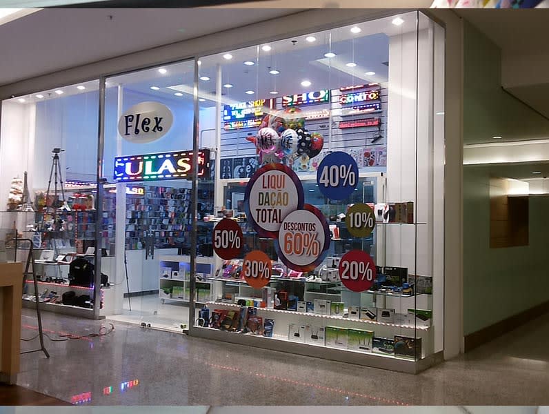 Adesivação de Vitrine Flex no Shopping São Bernardo