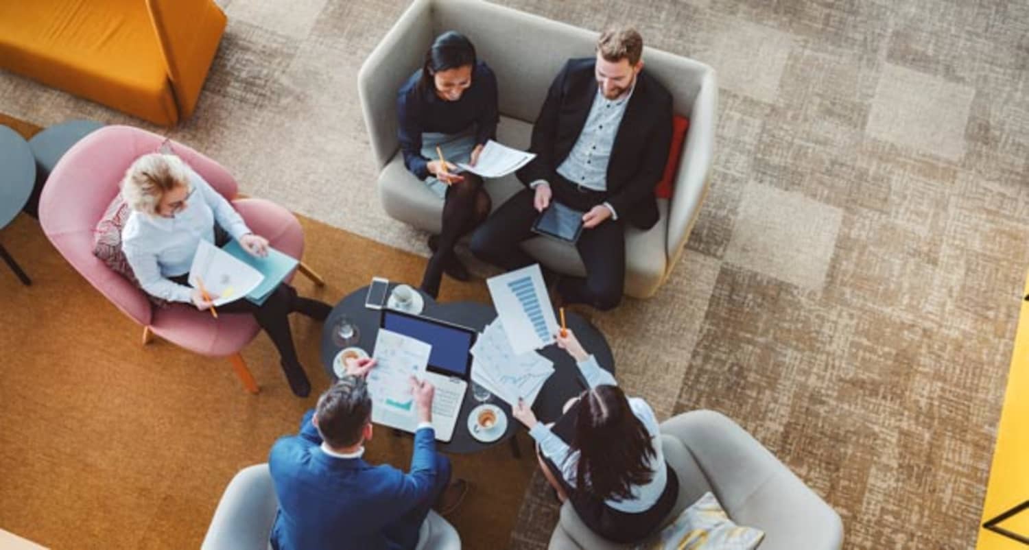 Løper du fra møte til møte, der det ene møtet genererer et nytt? Det kan du bare slutte med, i følge forskere.