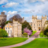 Thumbnail 1 - Entrance Windsor Castle & Sparkling Cream Tea at Clarence Brasserie for Two