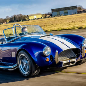 Cobra Vs GT40 Driving Blast