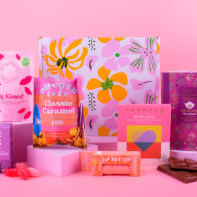 Sweet Treats with Tea Gift Set