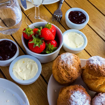 Oxford Picnic Lunch Cruise for Two