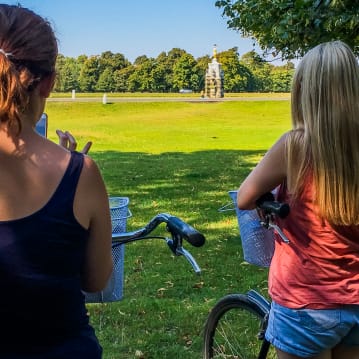 Hampton Court Palace Bike Tour for Two