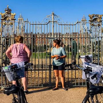 Hampton Court Palace Bike Tour for Two