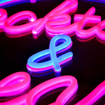 Cocktails & Dreams Neon Wall Light