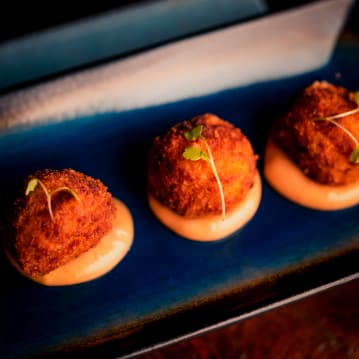 Cocktails and Nibbles at Map Maison