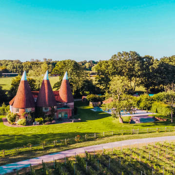 Luxury Under the Stars with Breakfast, Wine Tasting and Tour