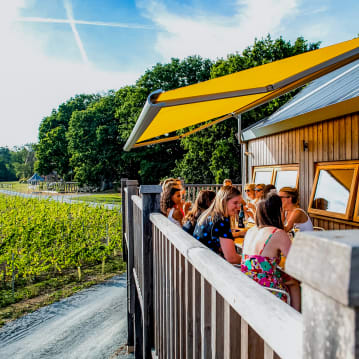 Luxury Under the Stars with Breakfast, Wine Tasting and Tour