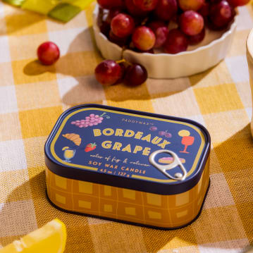 Bordeaux Grape Candle Tin