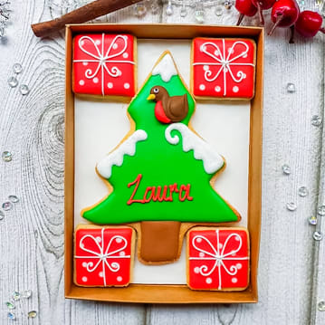 Personalised Red Robin Christmas Tree Hand-Iced Cookies