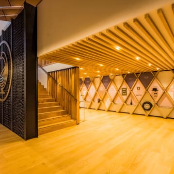 Gusbourne Estate Sparkling Wine Tasting for 2