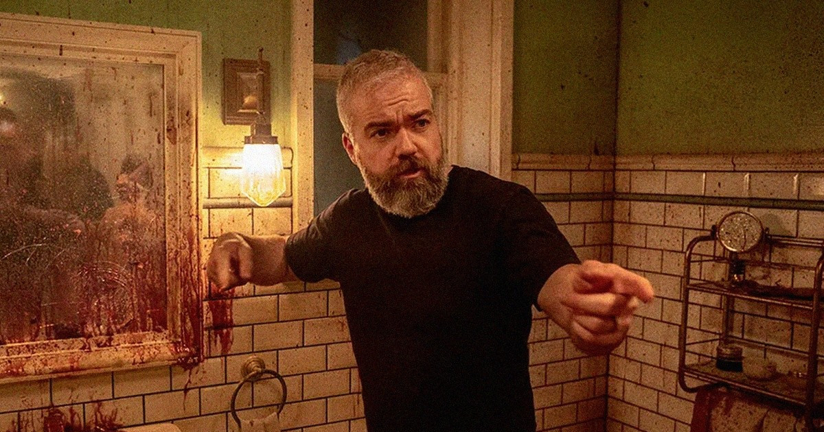 David F. Sandberg Until Dawn -elokuvan kuvauksissa.
