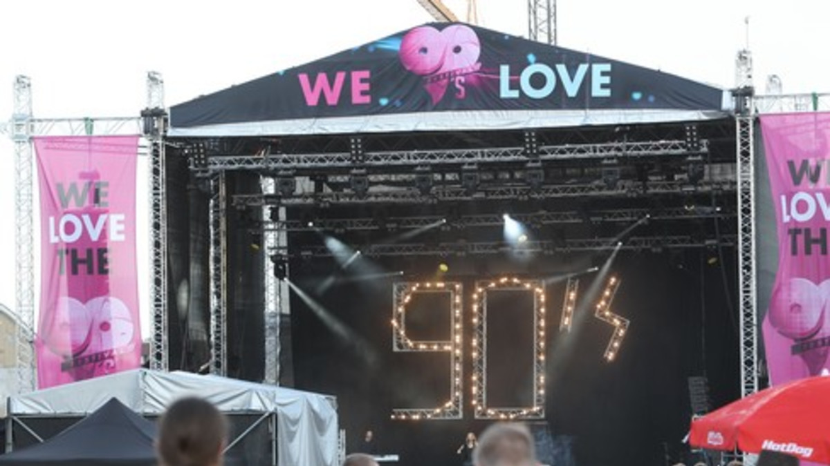 Tältä näytti Helsingin ysärifestareilla - We Love The 90´s
