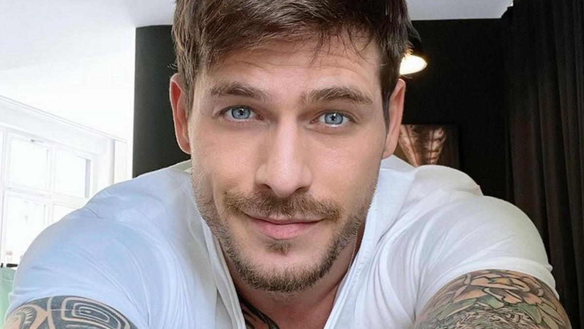 Komea saksalainen Angelo Carlucci, 32, ponnisti reality-sarjasta kuumaksi malliksi