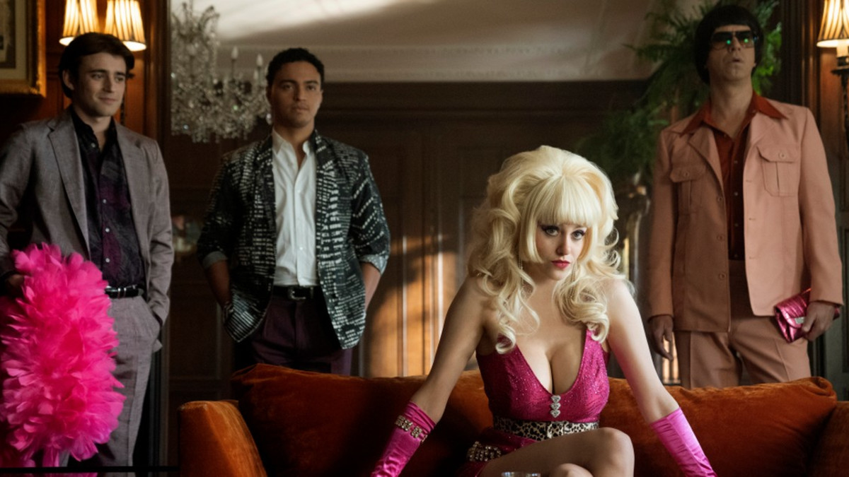 Emmy Rossum on Angelyne - Prime Video esittää minisarjan 23.9.