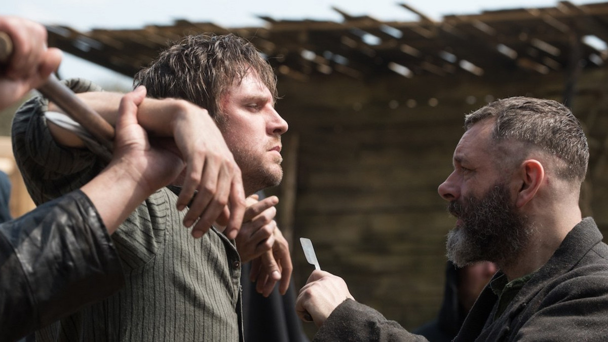Netflix perjantaina - kahden huippunäyttelijän Apostle-kauhuleffa yksinoikeudella