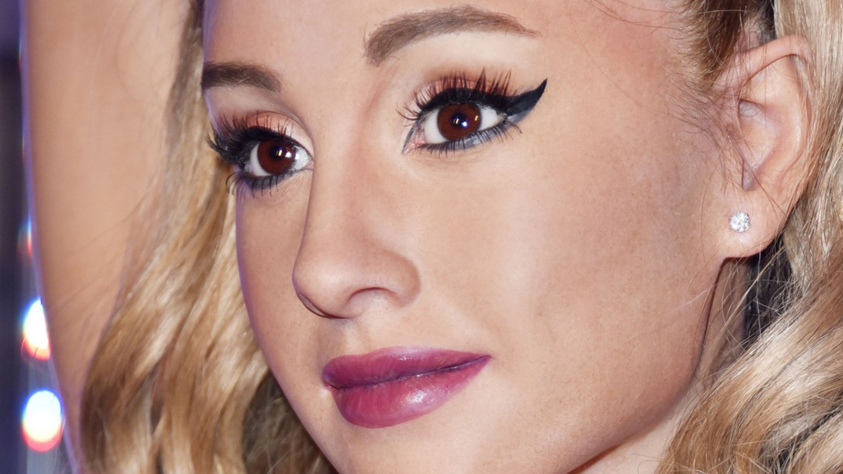 Ariande Grande sai Madame Tussaudin vahanukkensa - kuin aito laulaja