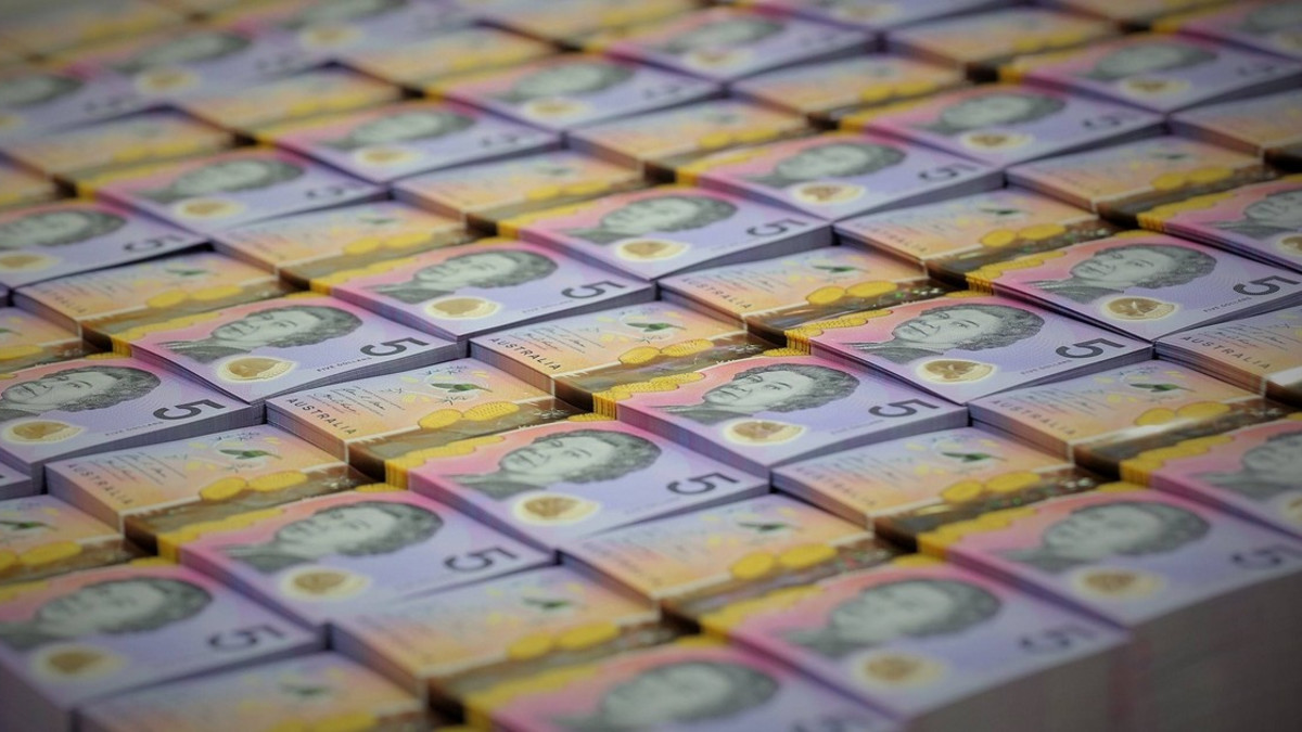 Rumin seteli koskaan? Australiassa ihmetellään uutta 5 dollaria